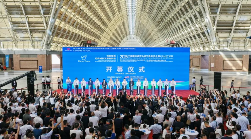 数字孪生平台，Ezpay科技如何以空间智能，驶向智慧交通未来